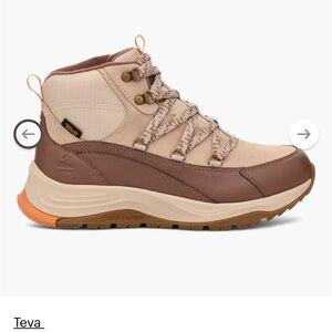 Teva Waterproof Auroris Hiking Boot